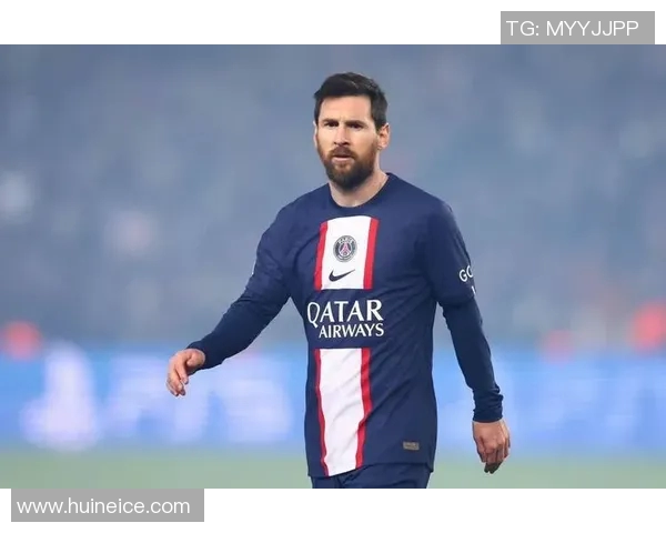 留胡子的足球明星如何在场上展现独特魅力与风格的背后故事 留胡子的足球明星如何在场上展现独特魅力与风格的背后故事