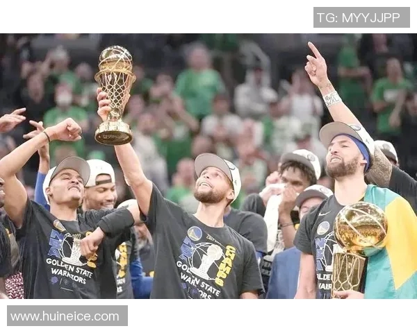 篮球与足球的巅峰对决NBA总决赛中的足球明星们的精彩表现